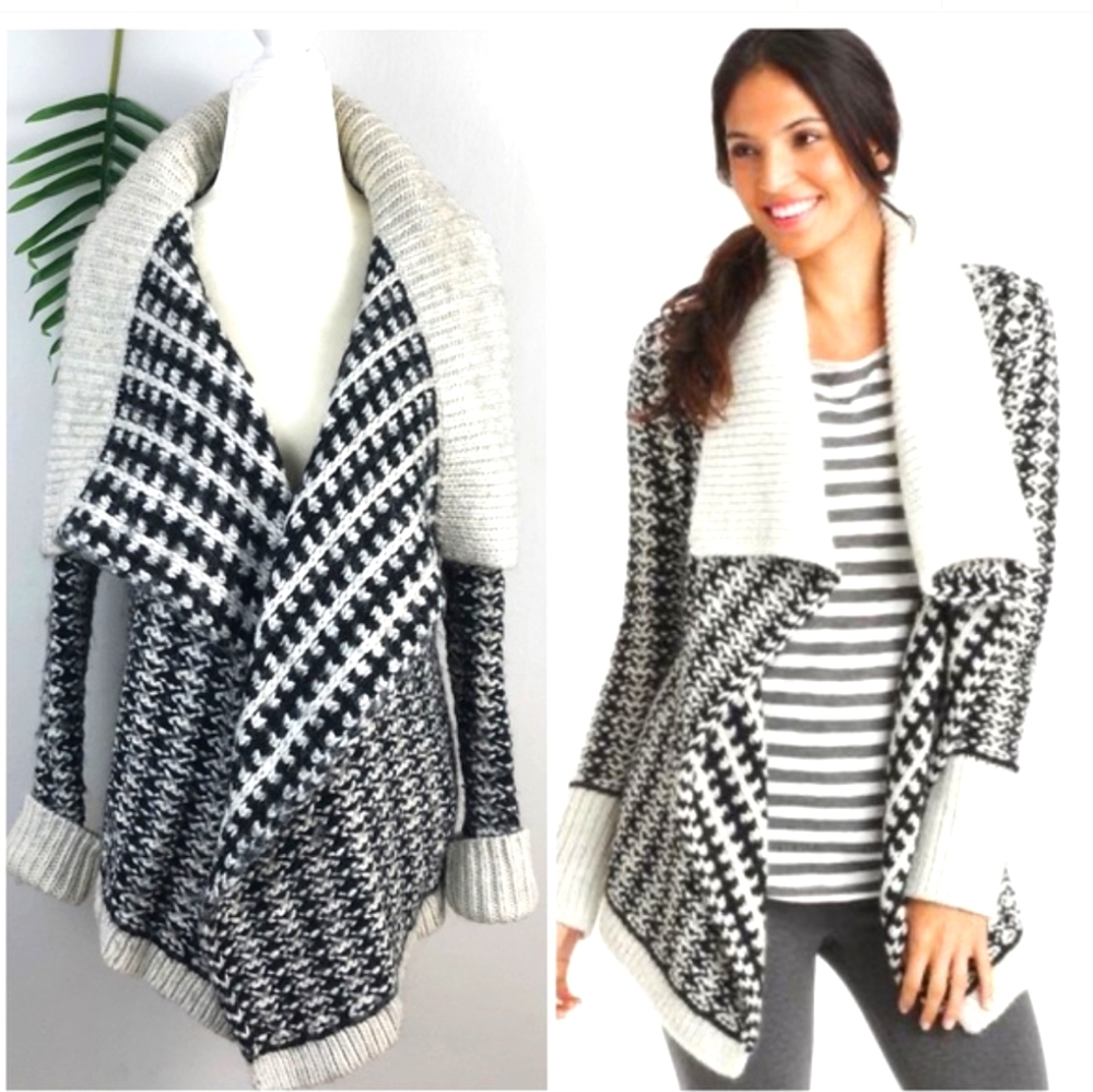 Loft Houndstooth Lounge Cardigan